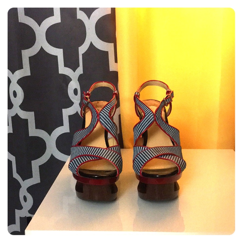 Cut out platform sandals